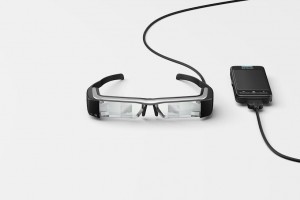 Ochelarii inteligenți Epson Moverio BT-200 prezentati la How To Web