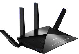 NETGEAR lansează NIGHTHAWK X10, unul dintre cel mai rapid router din lume