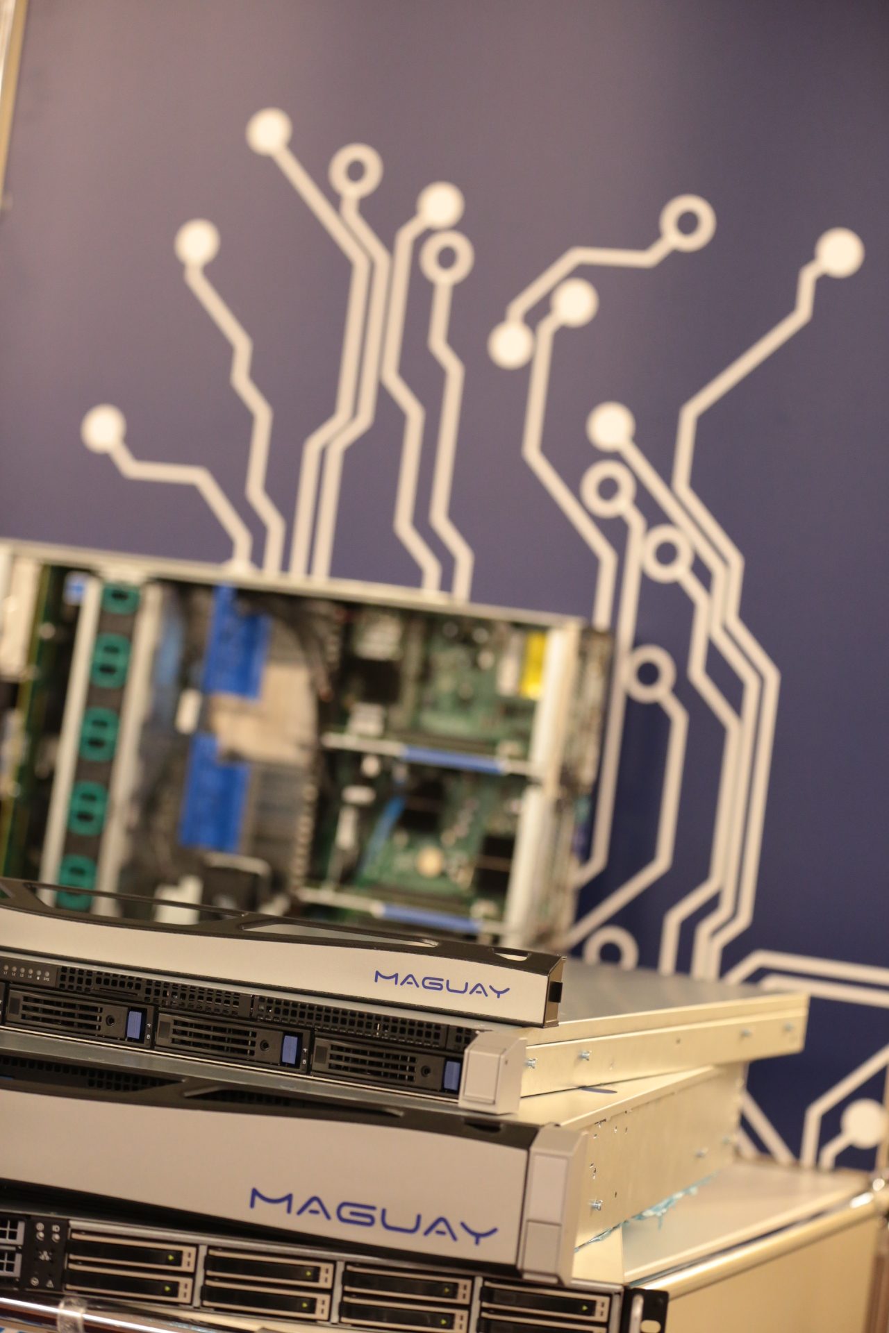 Noile servere Maguay eXpertServer cu procesoare Intel® Xeon® Scalable