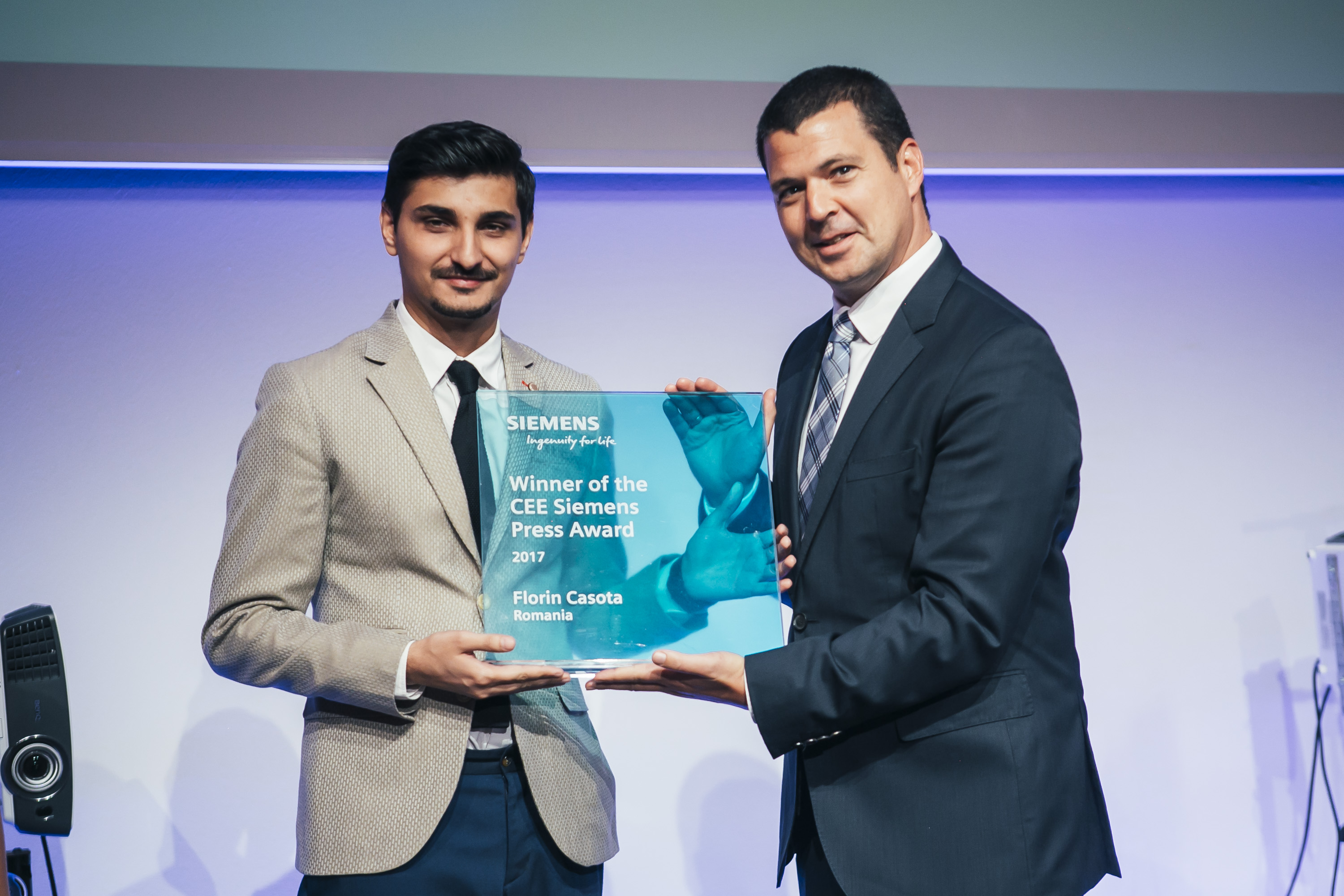 Jurnalist român câștigă trofeul Siemens CEE Press Award 2017
