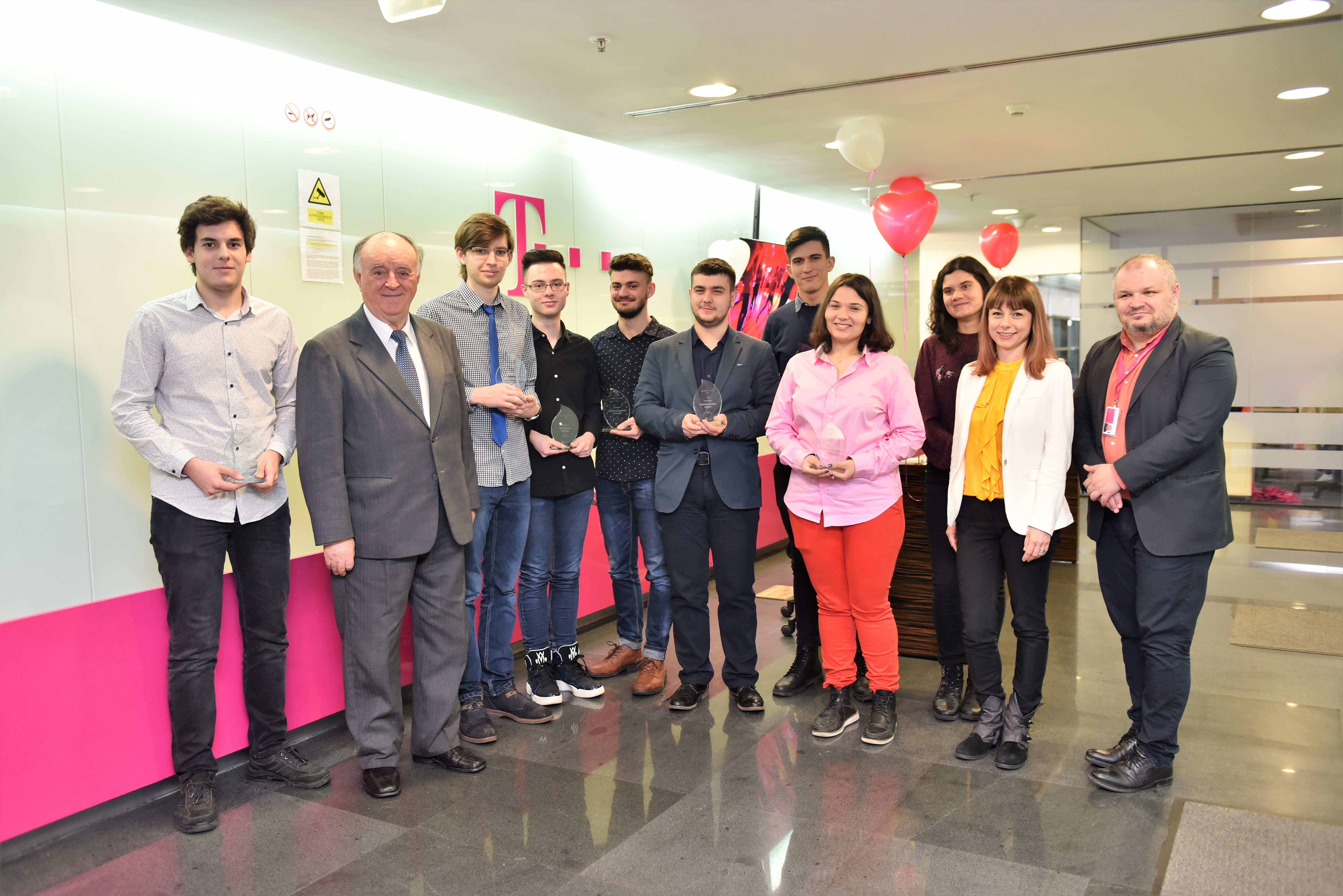 Programul „Bursele Telekom” susține zece studenți în domeniul ştiinţelor reale