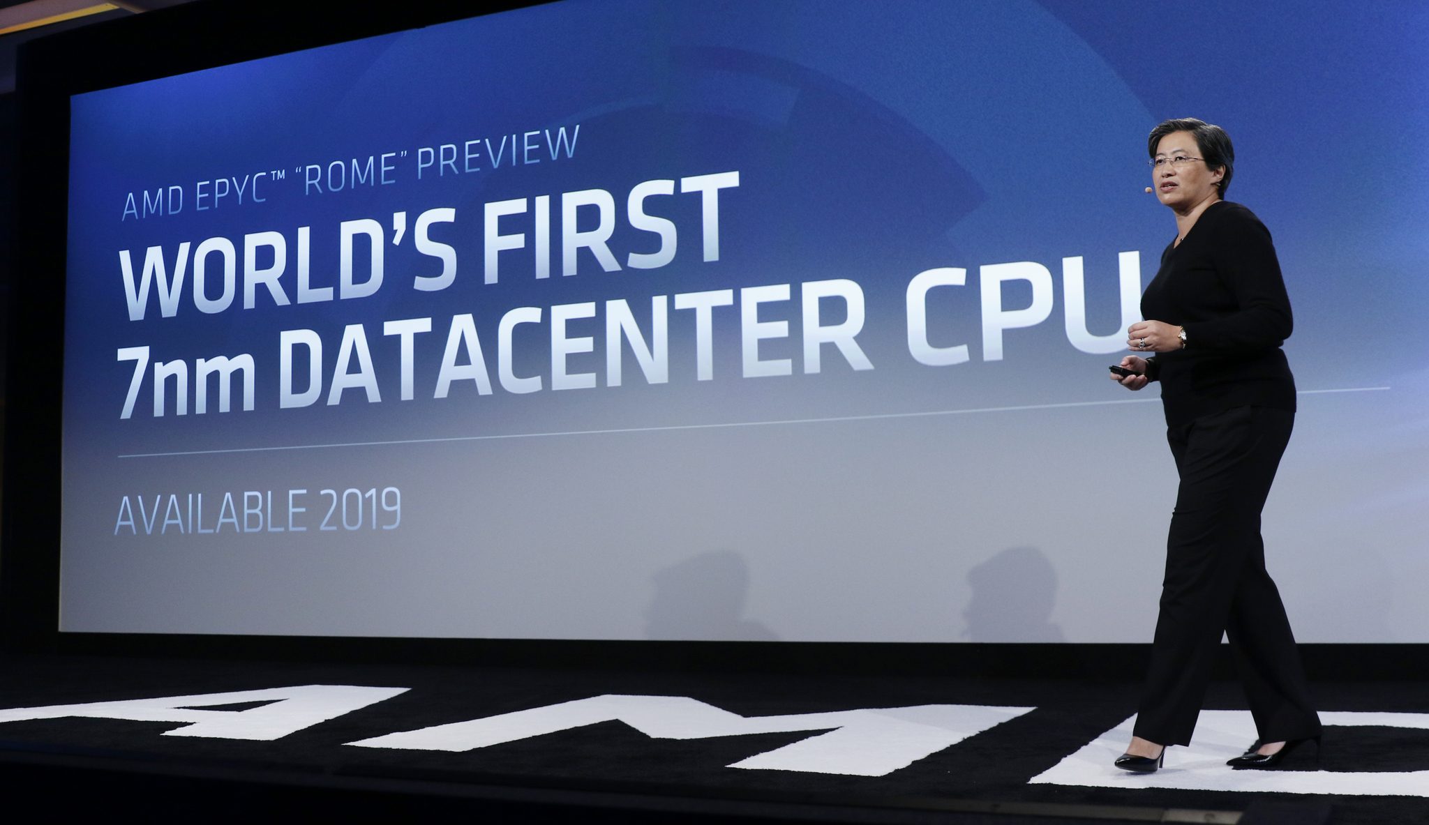 AMD a anunțat primul Datacenter din lume cu GPU-uri pe 7 nm pentru AI și HPC
