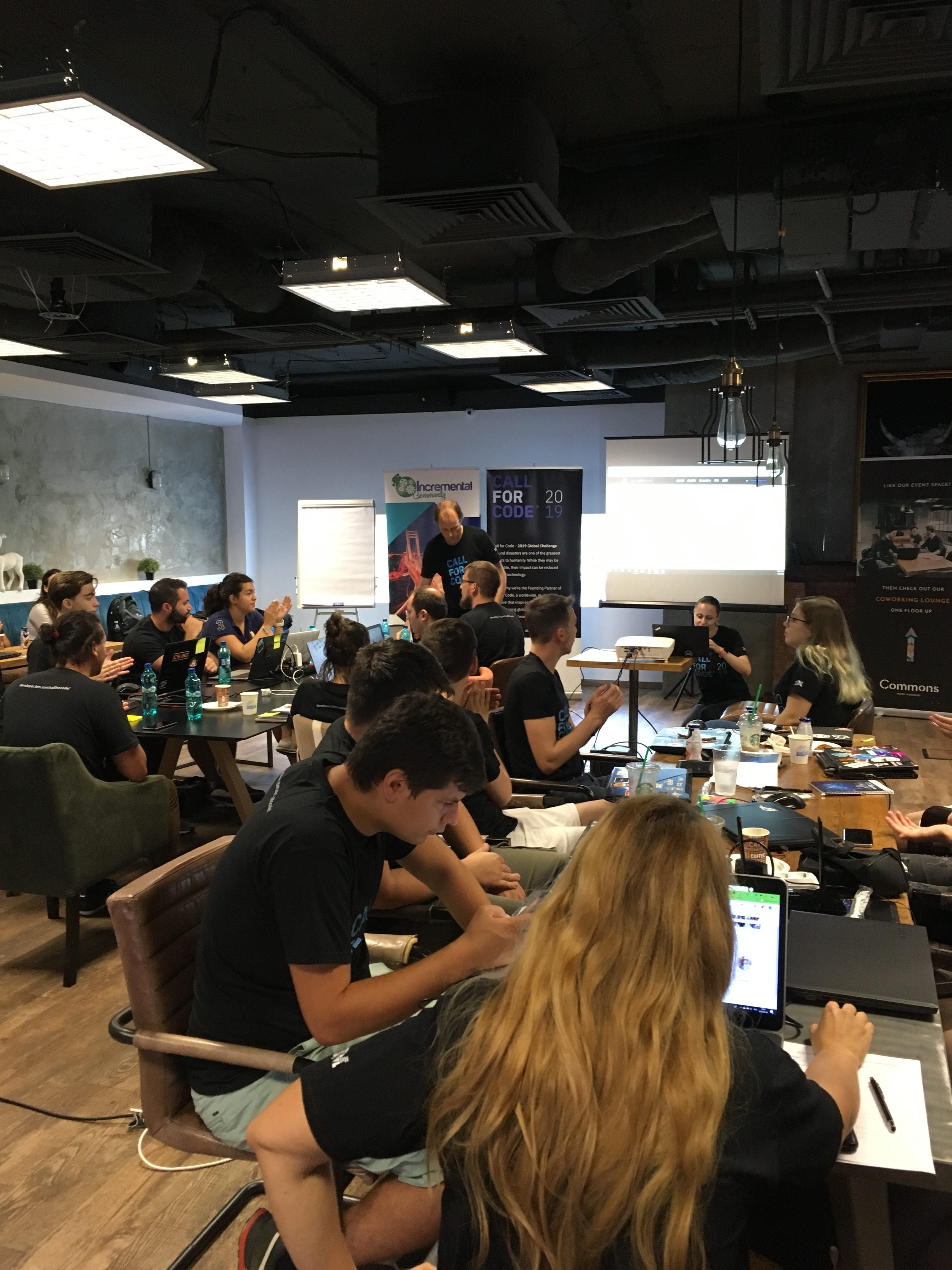 IBM România a găzduit hackathon-ul Call for Code, parte a inițiativei globale Call for Code 2019