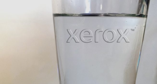 Transparent – Culoarea anului 2020 pentru Xerox