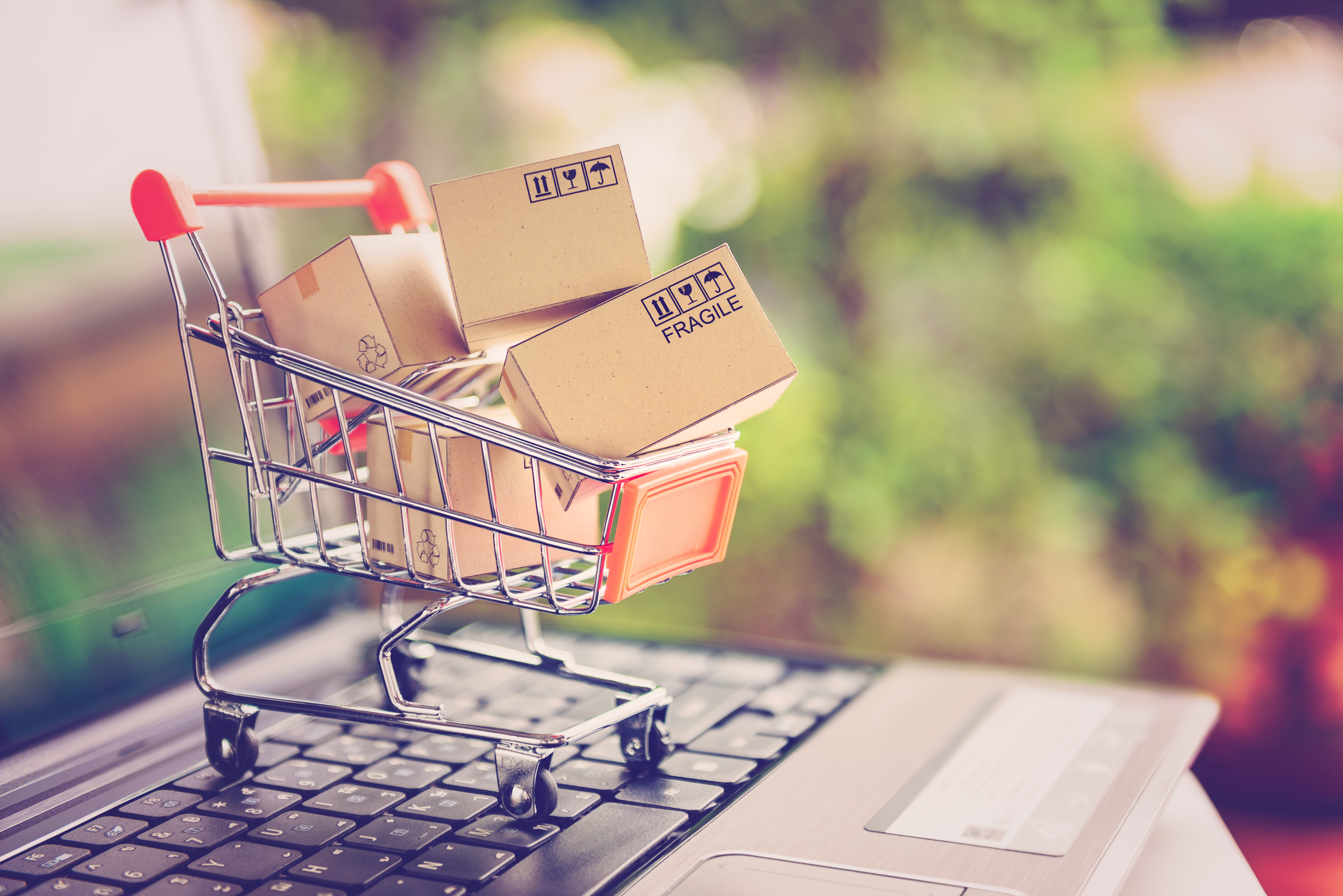 TRUDA: Vânzările de Paște, afectate de inflație – 80% din magazinele online nu se așteaptă la creșteri