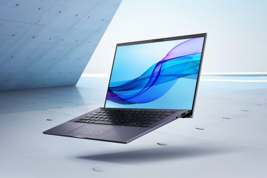 Laptopul ASUS ExpertBook B9 este disponibil în România