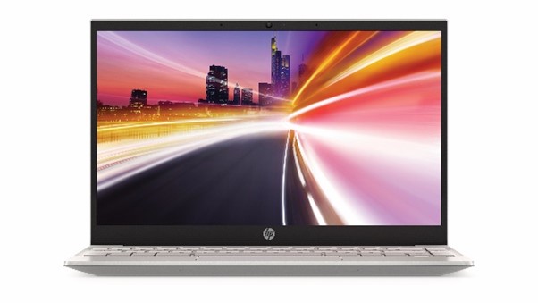 HP lansează noi laptopuri premium în gamele Spectre și Pavilion