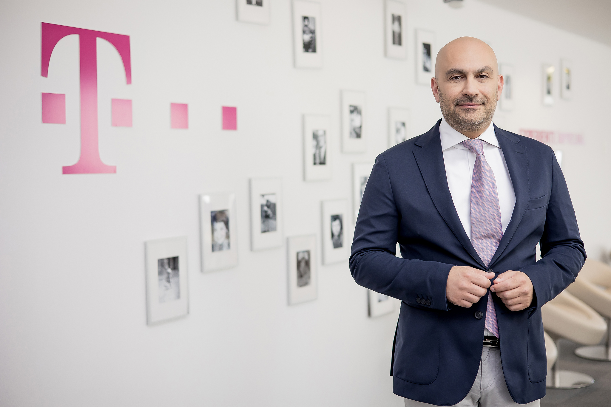 Nou director executiv IT&C al Telekom Roania Mobile Communications S.A.