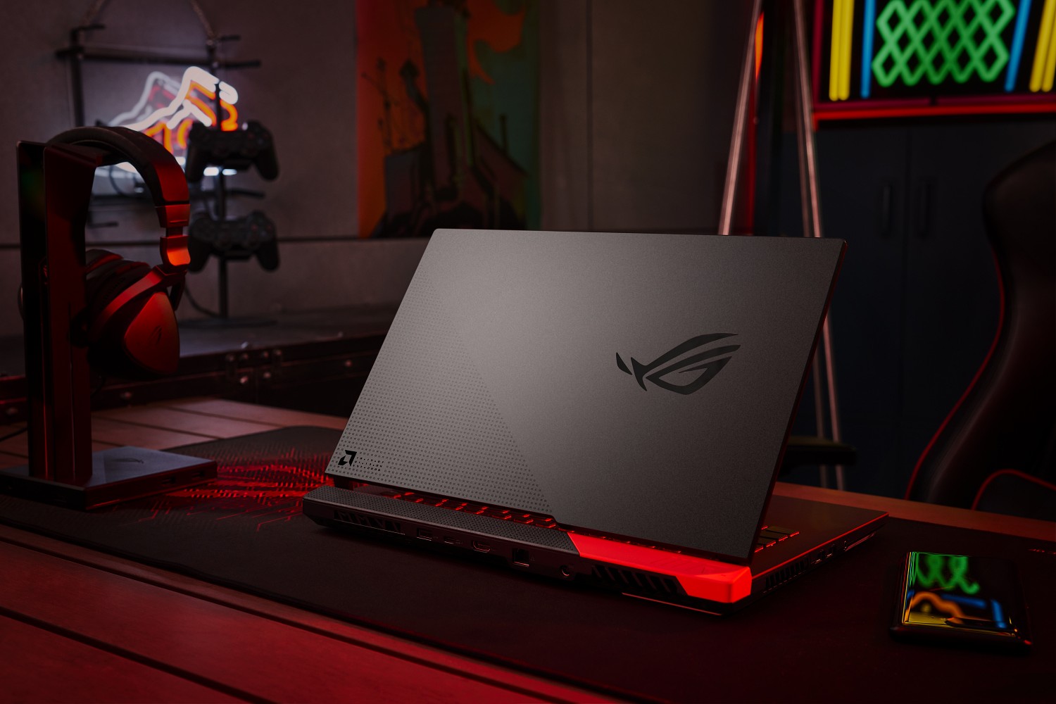 Laptopul de gaming ROG Strix G15 Advantage Edition a intrat pe piața românească