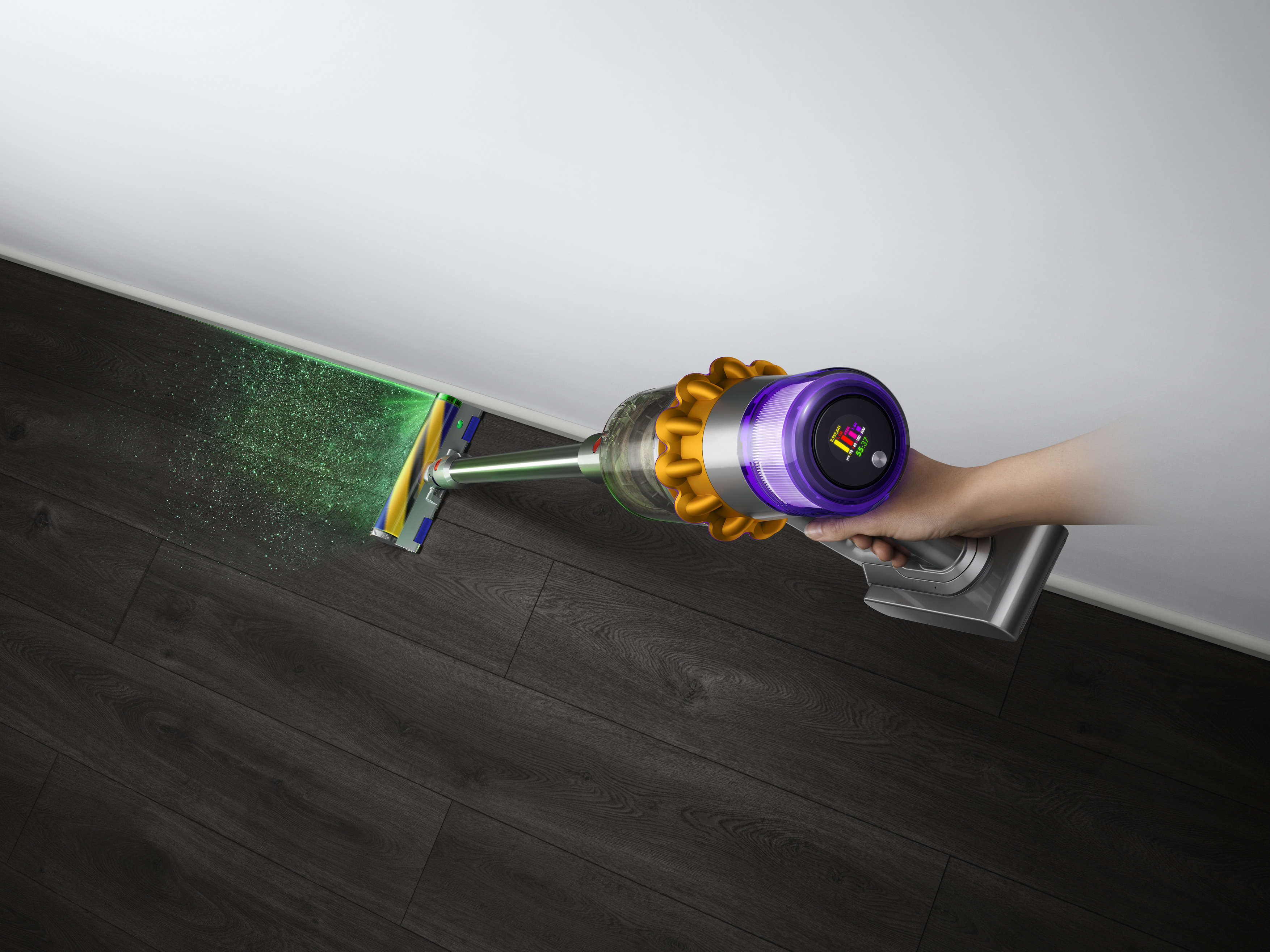 Dyson V15 Detect Absolute, primul aspirator cu tehnologie Laser Detect care dezvăluie praful ascuns în locuințe