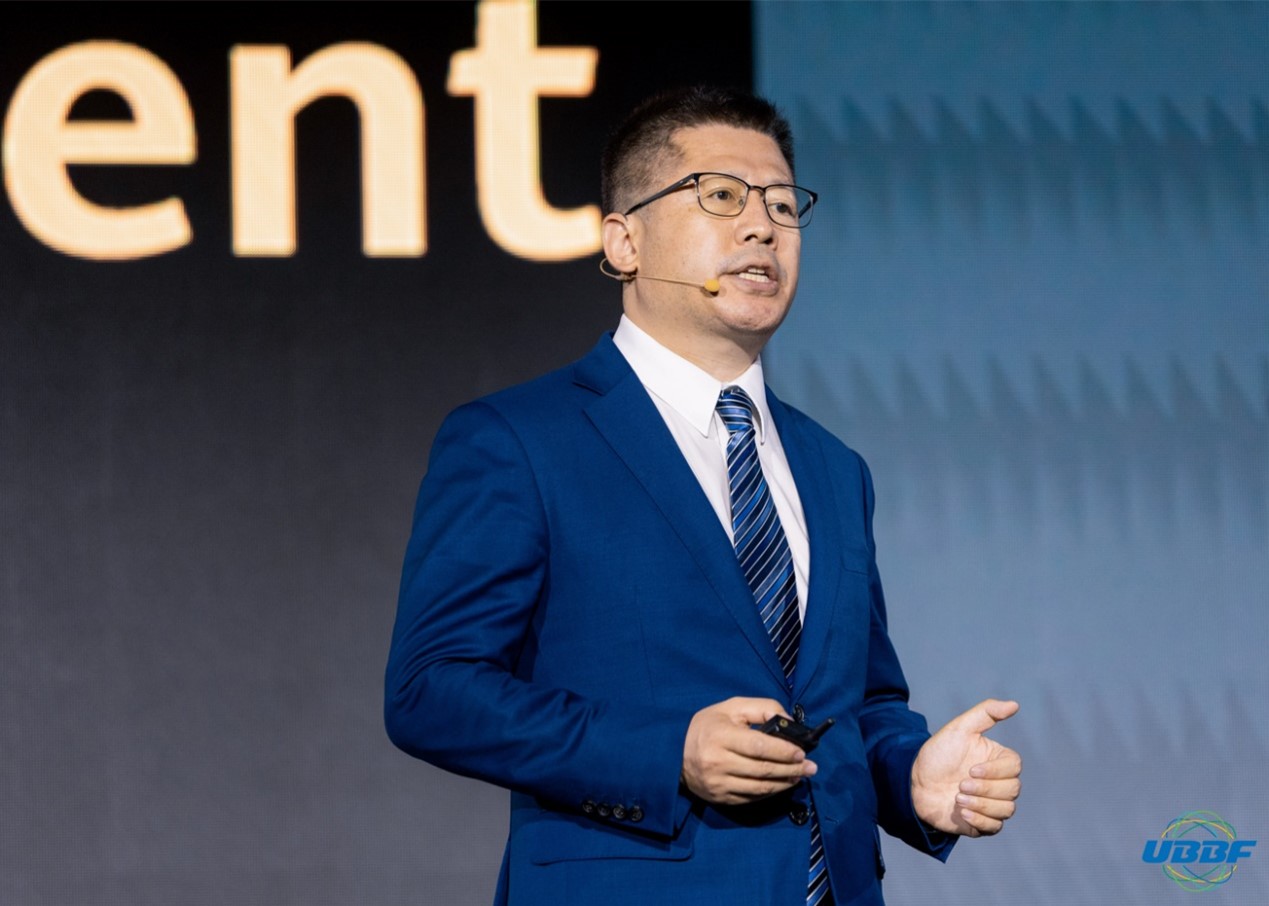 Bill Wang, Huawei: Construirea de rețele-țintă optice  poate duce la o creștere susținută a valorii afacerilor