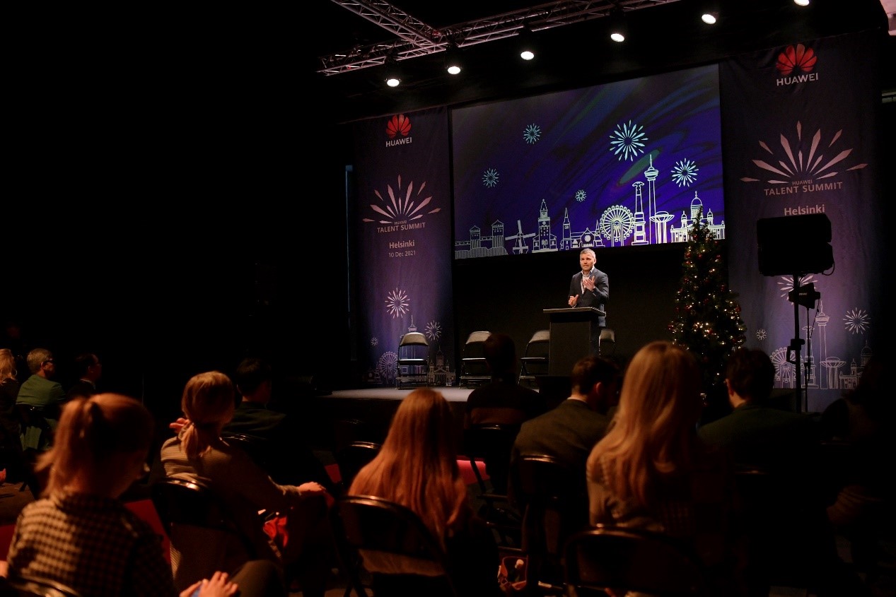 Kenneth Fredriksen, EVP of Huawei's CEE & Nordic Region, speaks at Huawei Talent Summit