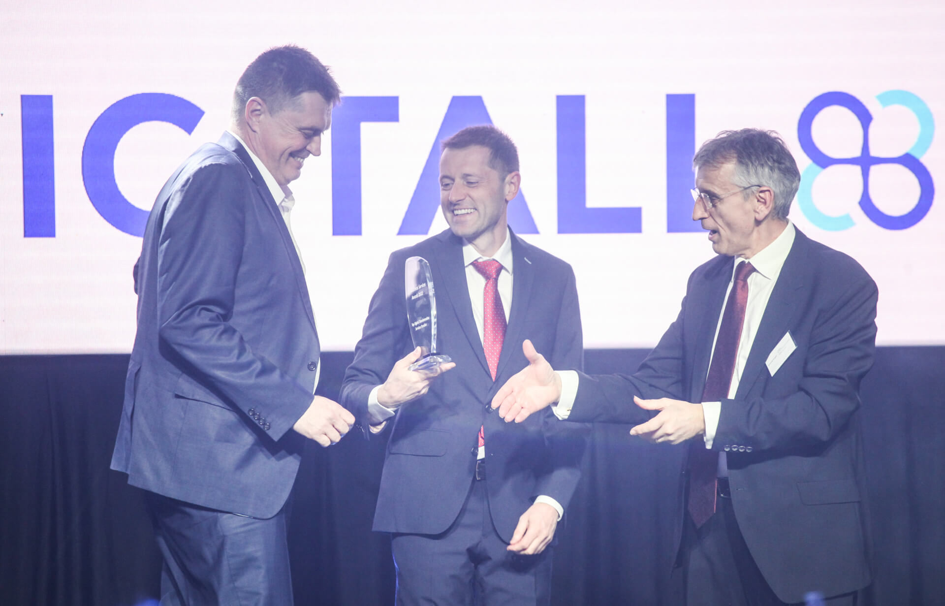 DIGITALL wins “Top Digital Transformation Services Provider – pan-Europe...