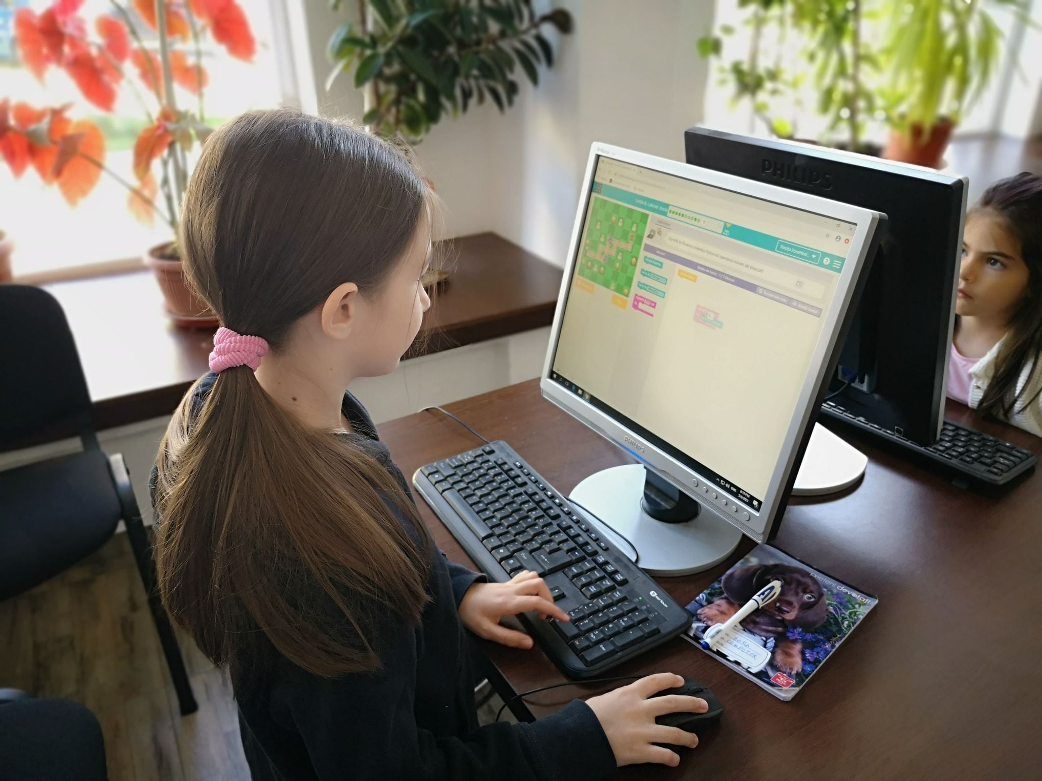 Fundația Vodafone Romania duce Școala verde din viitor în comunitățile CODE Kids din întreaga țară