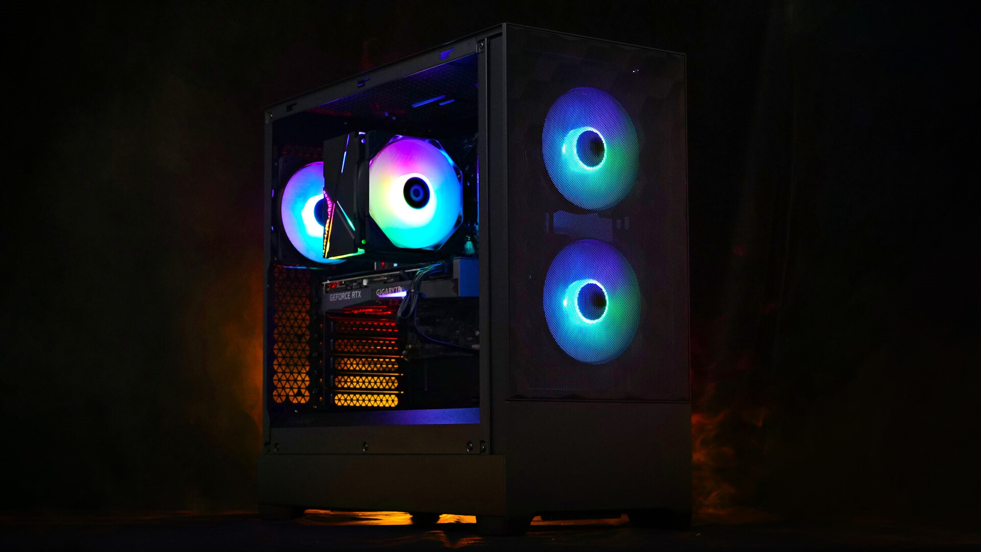 PC Garage anunţă Legacy5 – sistem de gaming pentru aproape toate buzunarele