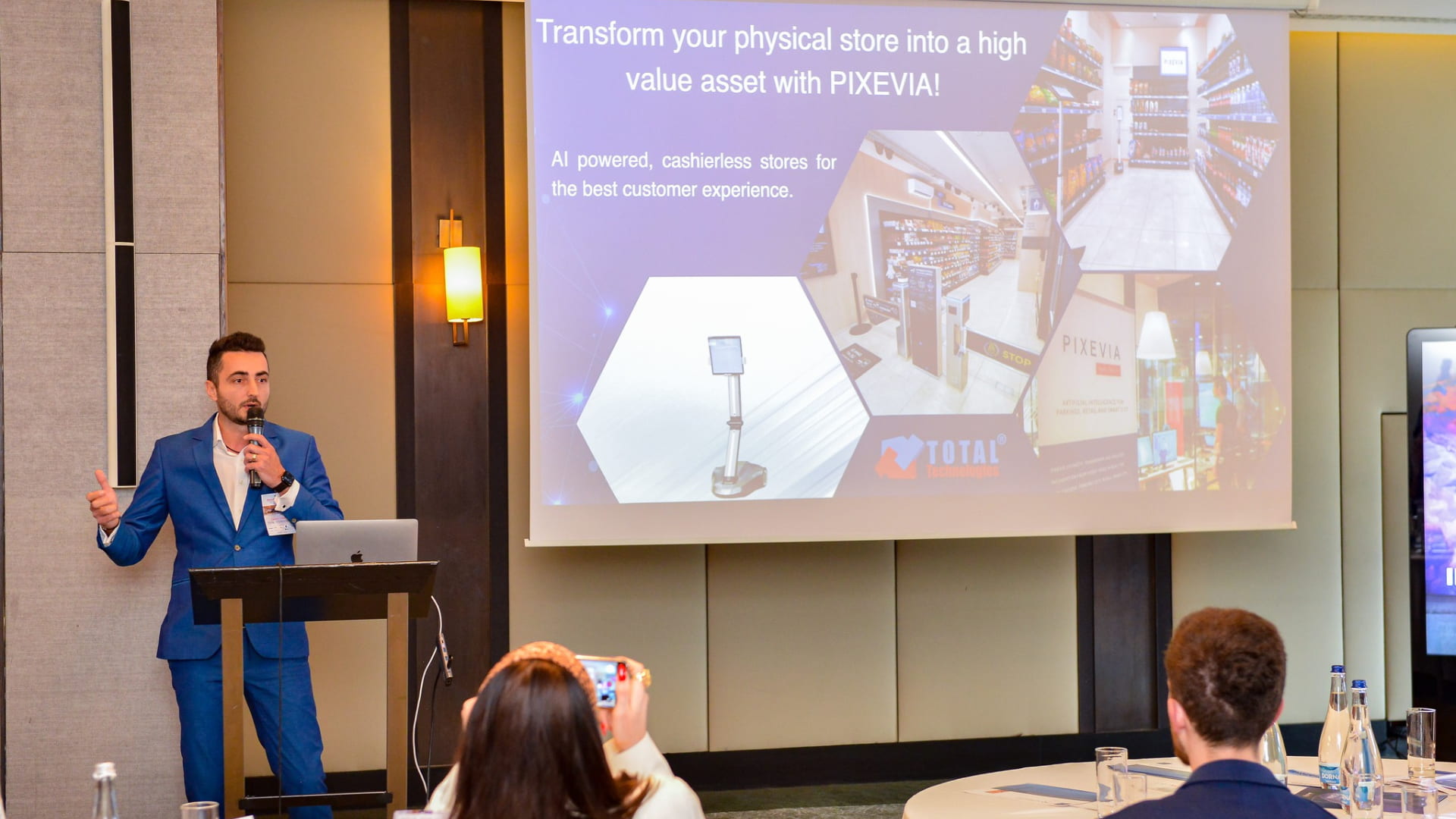 Total Technologies a prezentat soluția Pixevia la conferința “Retail Tech”