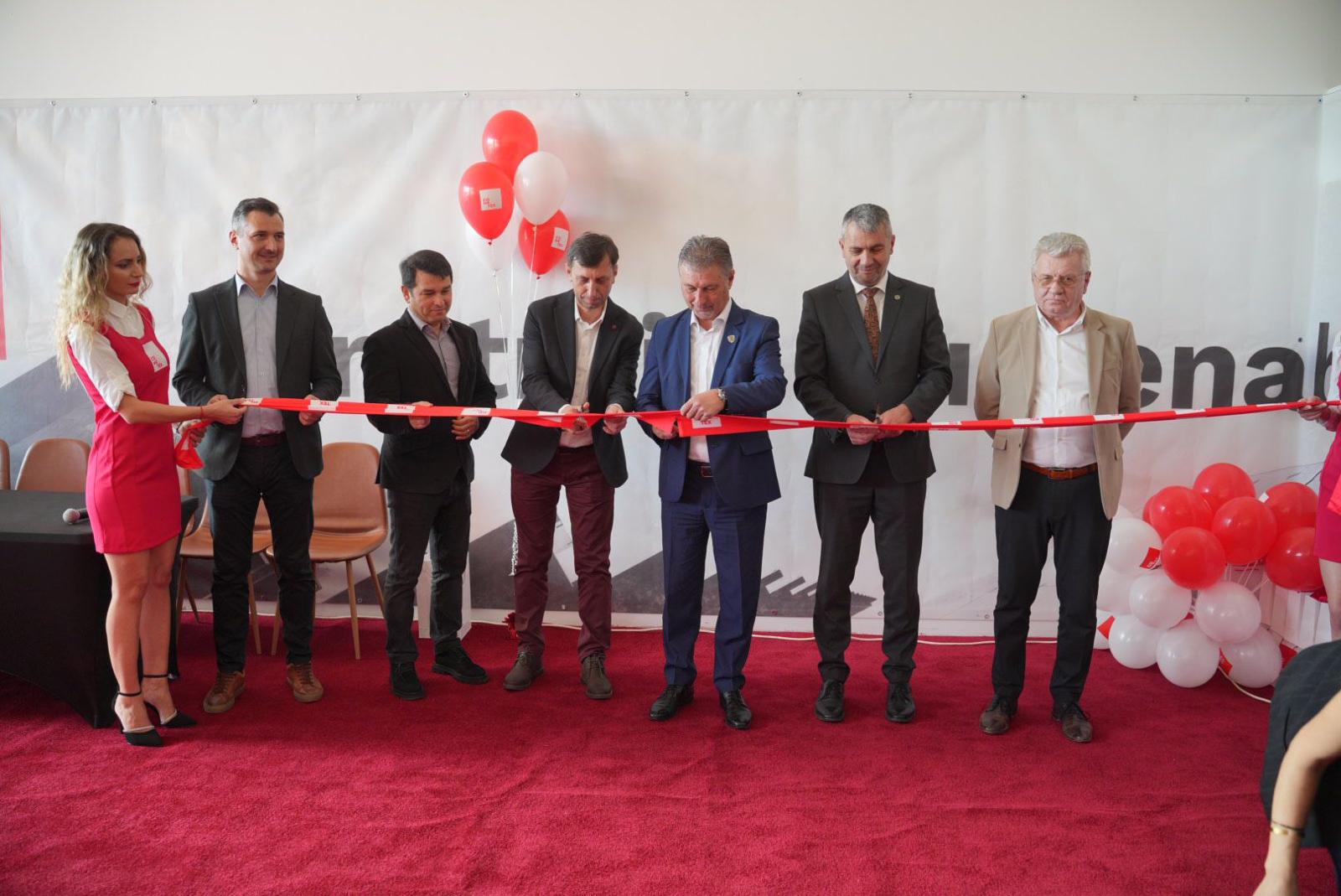 Cometex inaugurează un nou parc comercial în Hunedoara