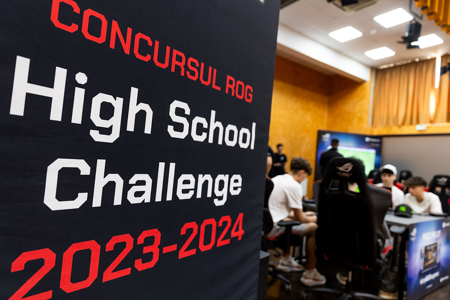 ASUS organizează finala ROG High School Challenge 2023-2024 în cadrul East European Comic Con