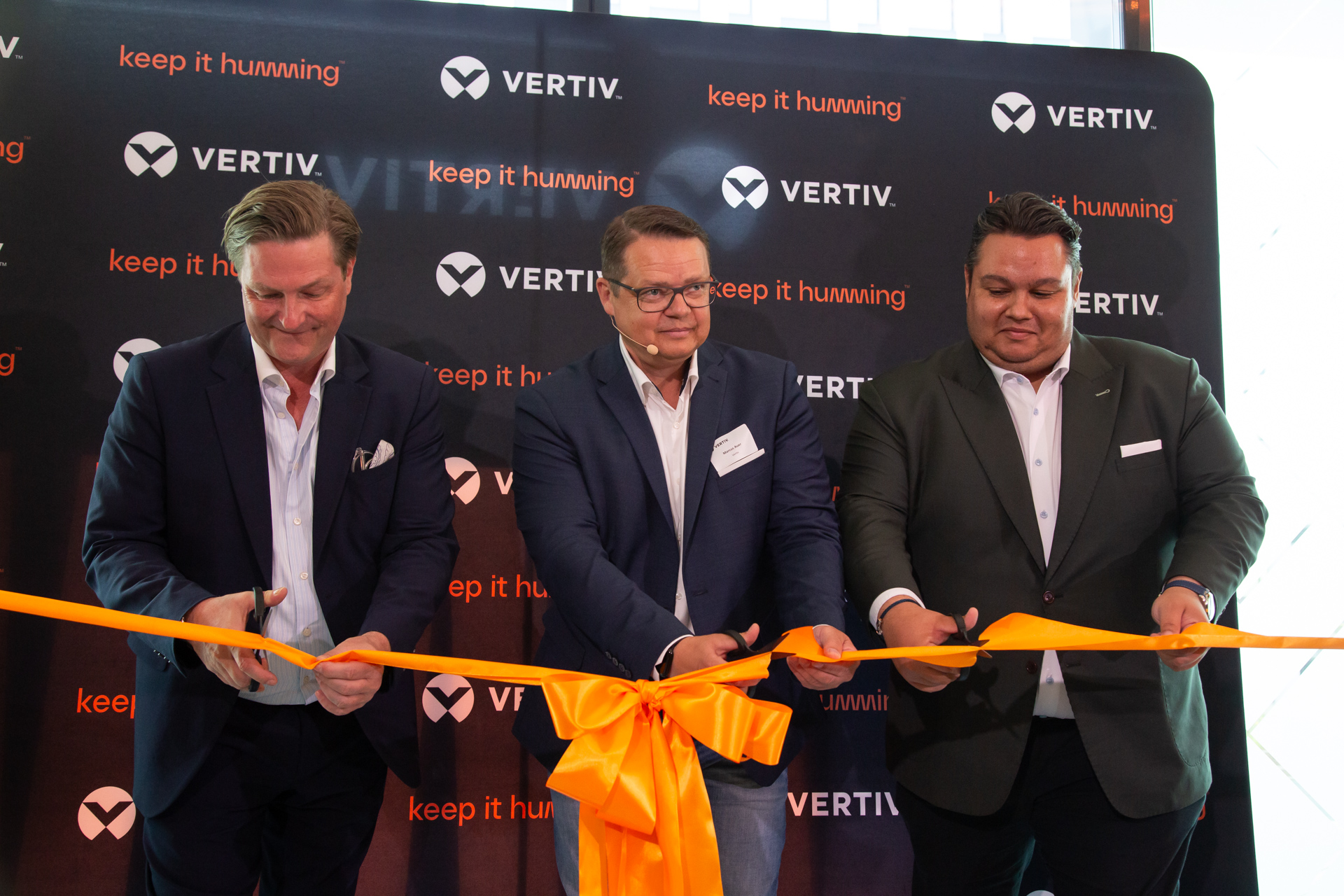 Consolidarea infrastructurii critice prin talent: Vertiv inaugurează un nou centru de formare la Frankfurt