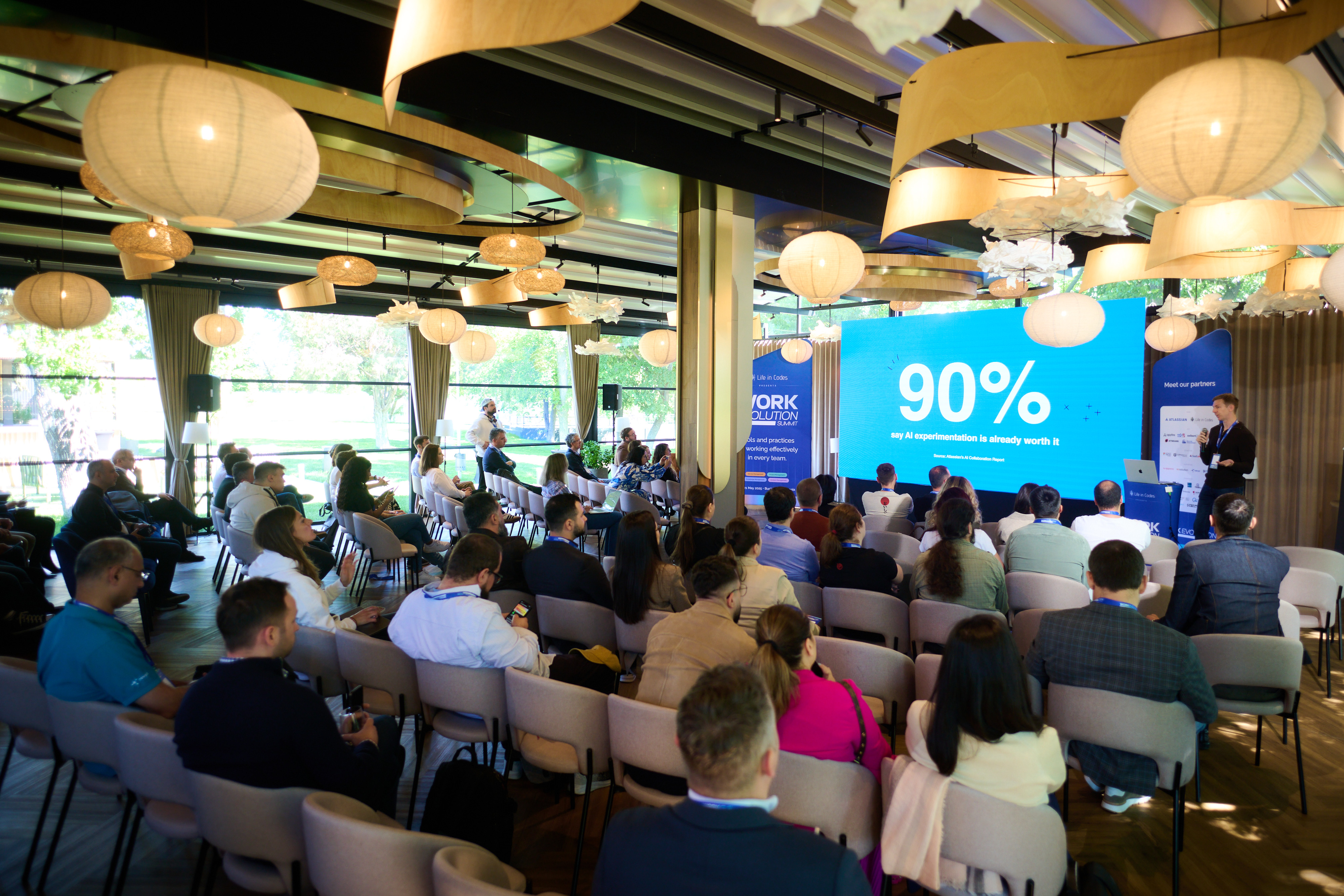 Work Evolution Summit: 5 lecții-cheie pentru viitorul muncii