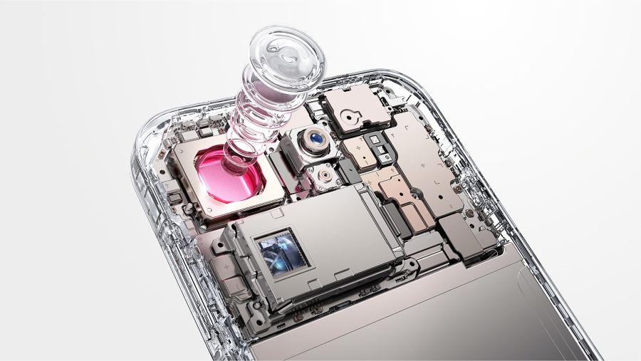 02. OPPO Find X9 Pro Camera Module