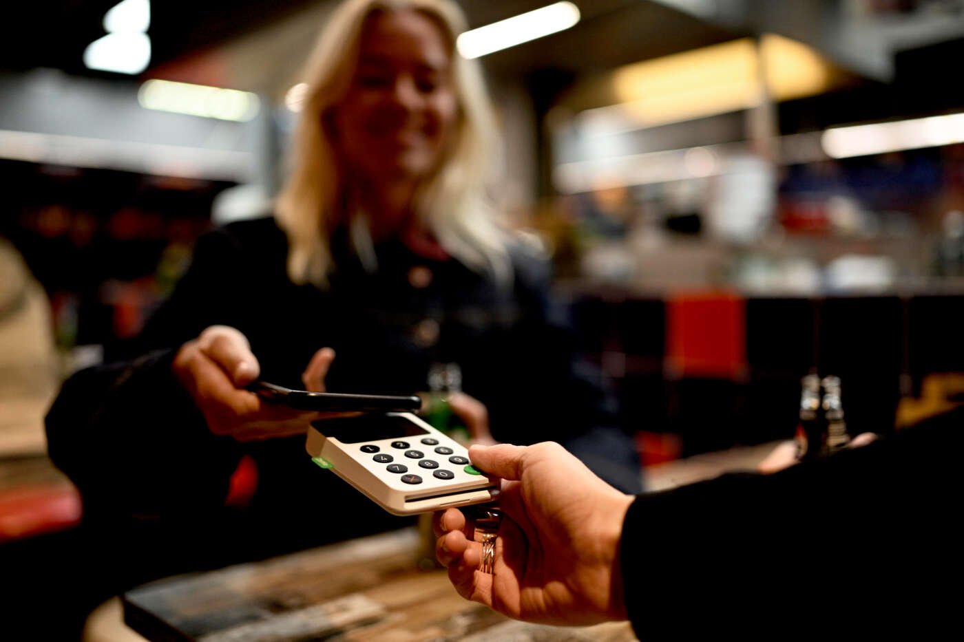 Ericsson și Vodafone anunță un parteneriat strategic pe cinci ani pentru dezvoltarea rețelelor programabile