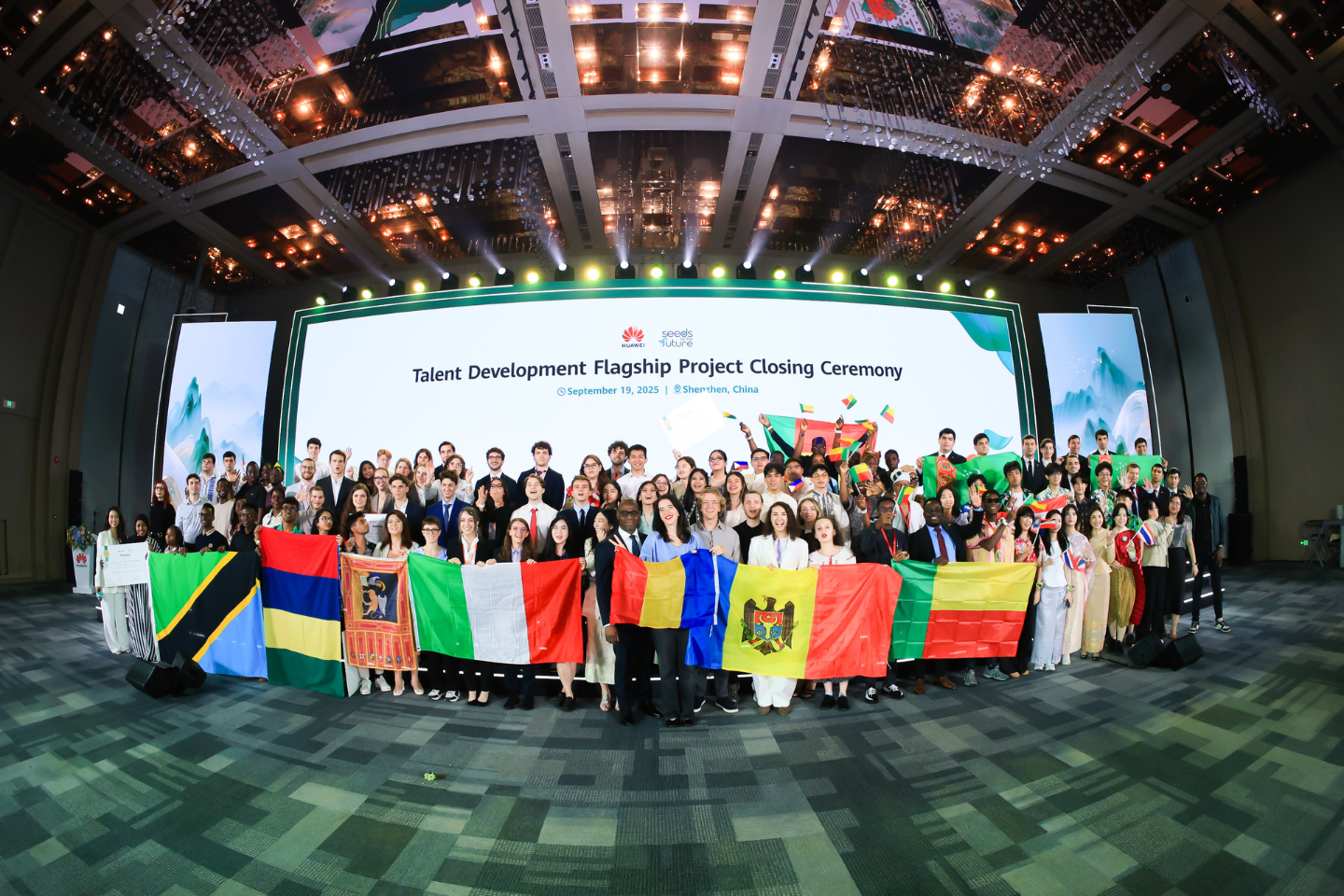 Seeds for the Future: opt studenți din România și Moldova în inima tehnologică a Chinei