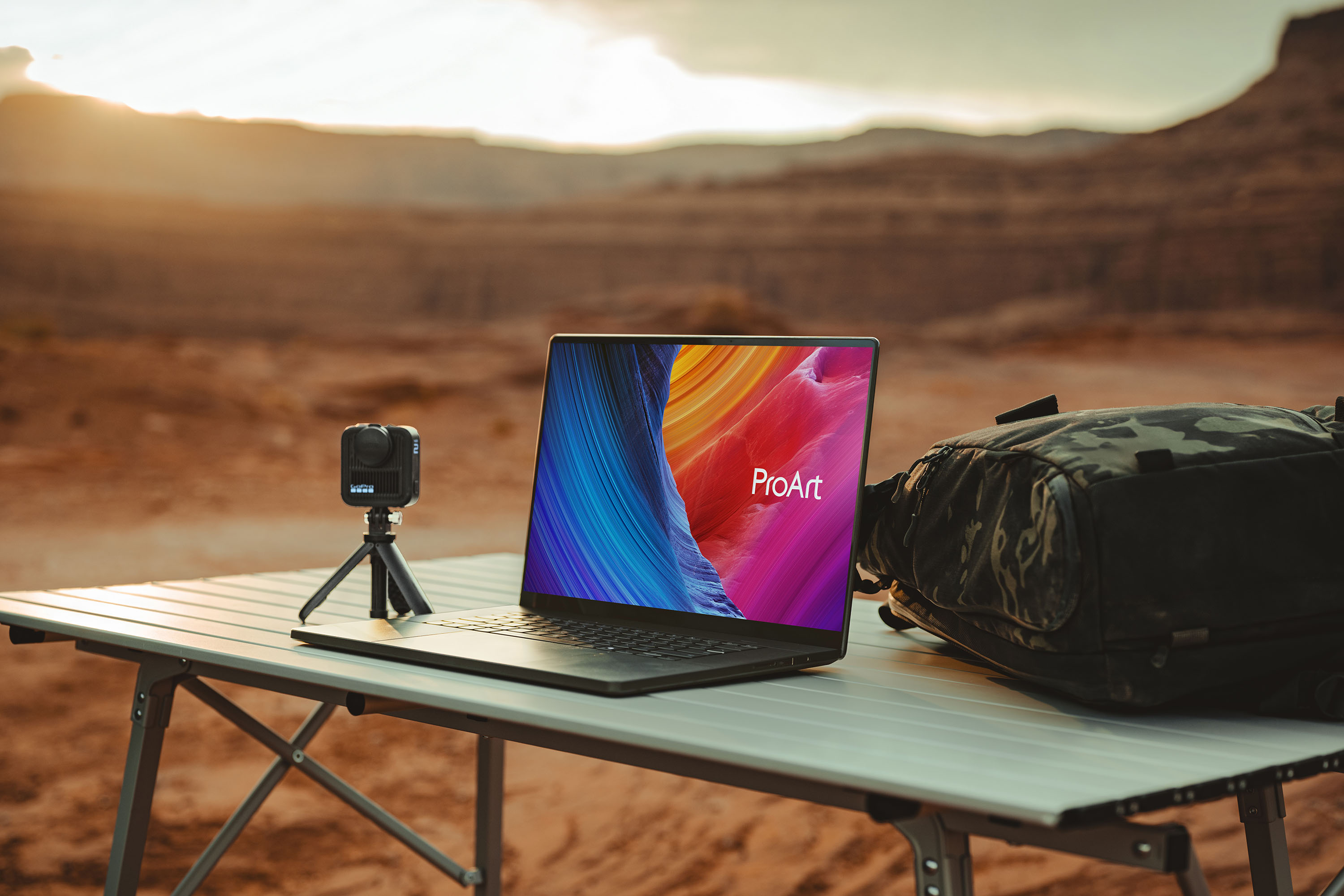 asus_x_gopro_product_shot