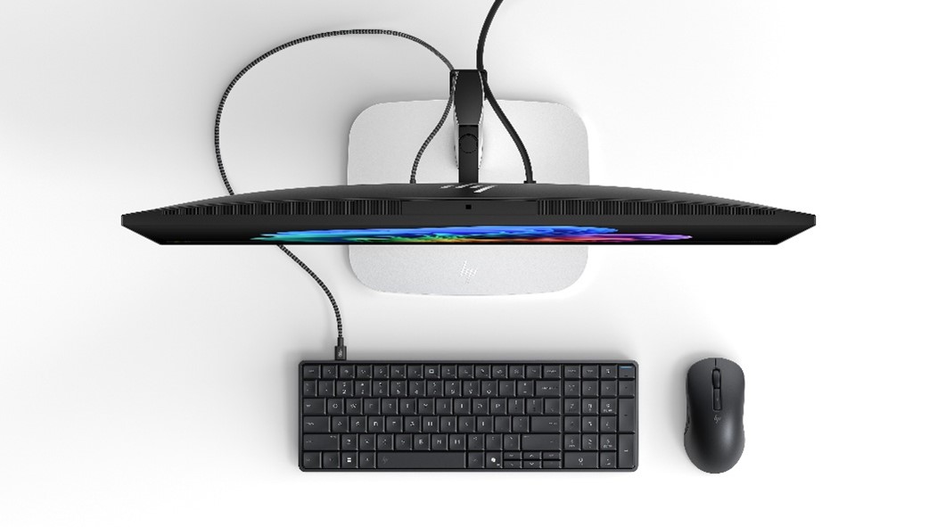 HP prezintă primul AI PC din lume complet integrat într-o tastatură. OMEN și HyperX formează un singur brand de gaming