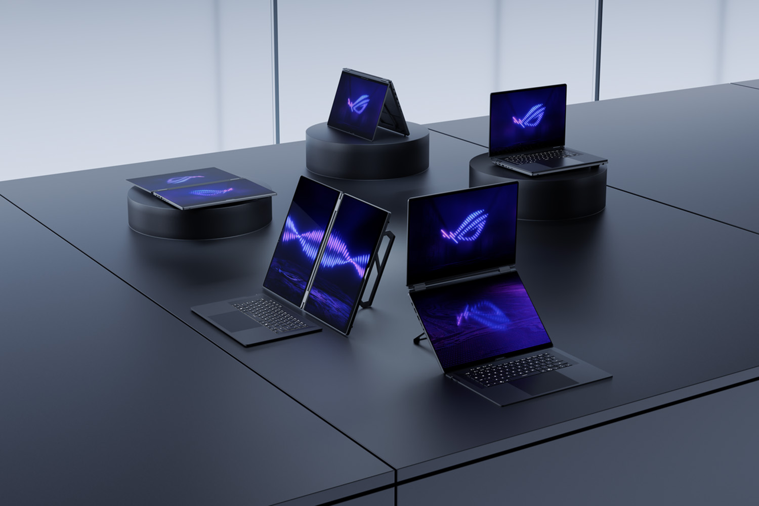 Primul laptop de gaming ASUS Republic of Gamers cu două ecrane OLED de 16 inchi