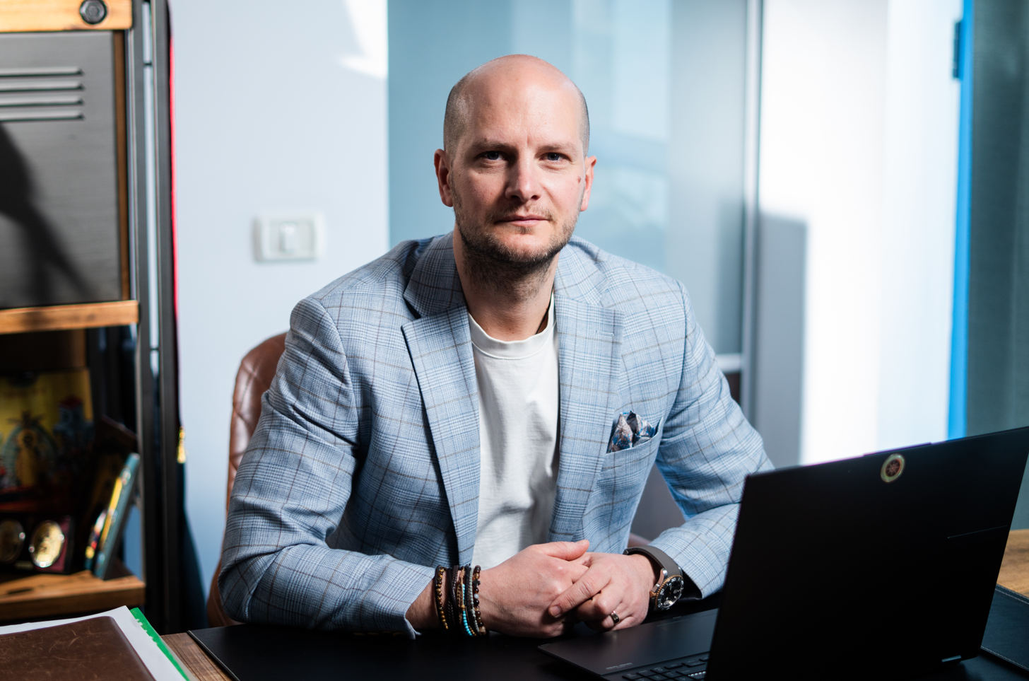 Alex Țuca, Fondator, AlecoAir