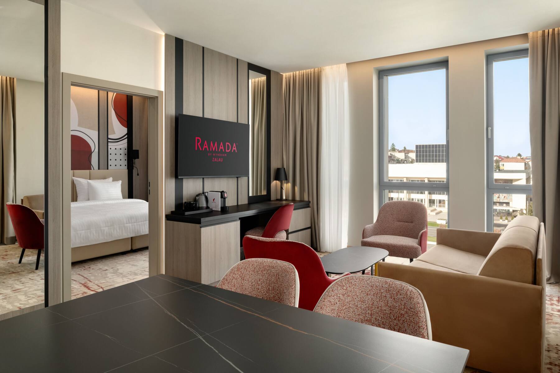 Schneider Electric și Terabit transformă clădirea Poștei din Zalău într-un Hotel intelligent Ramada by Wyndham