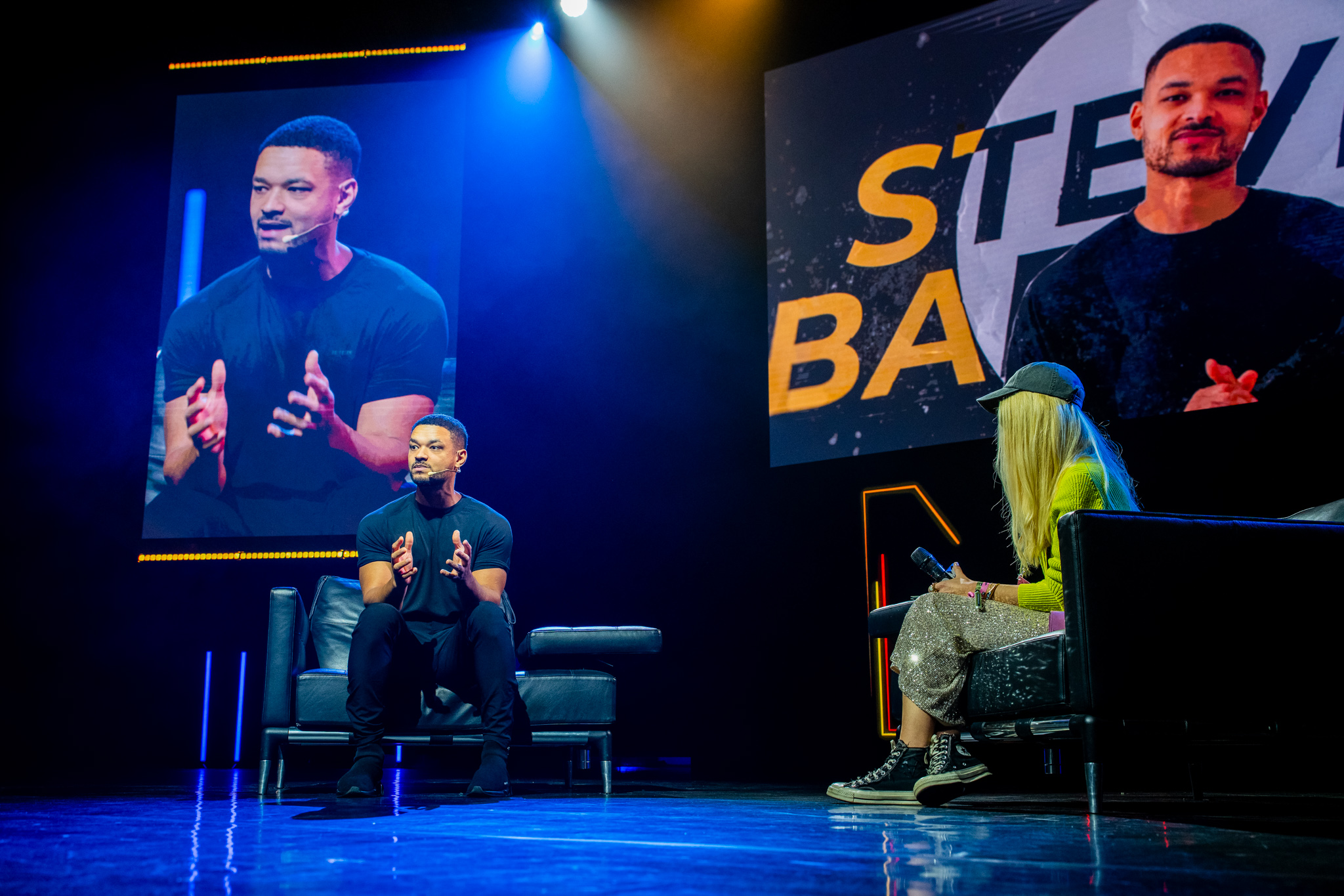 FOMO – The Festival Of Modern Owners lansează accesul la Mainstage: trei zile alături de unii dintre cei mai relevanți lideri globali ai momentului: Mika Häkkinen, Chris Do, Codie Sanchez, Vishen Lakhiani