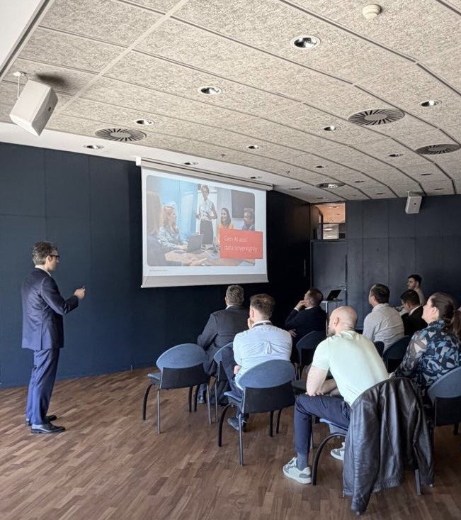 AUSTRIACARD își consolidează parteneriatul cu ELO Digital Office și, integrează în soluţiile comune, GaiaB™ Appliance, pentru managementul conținutului bazat pe o platformă AI complet suverană