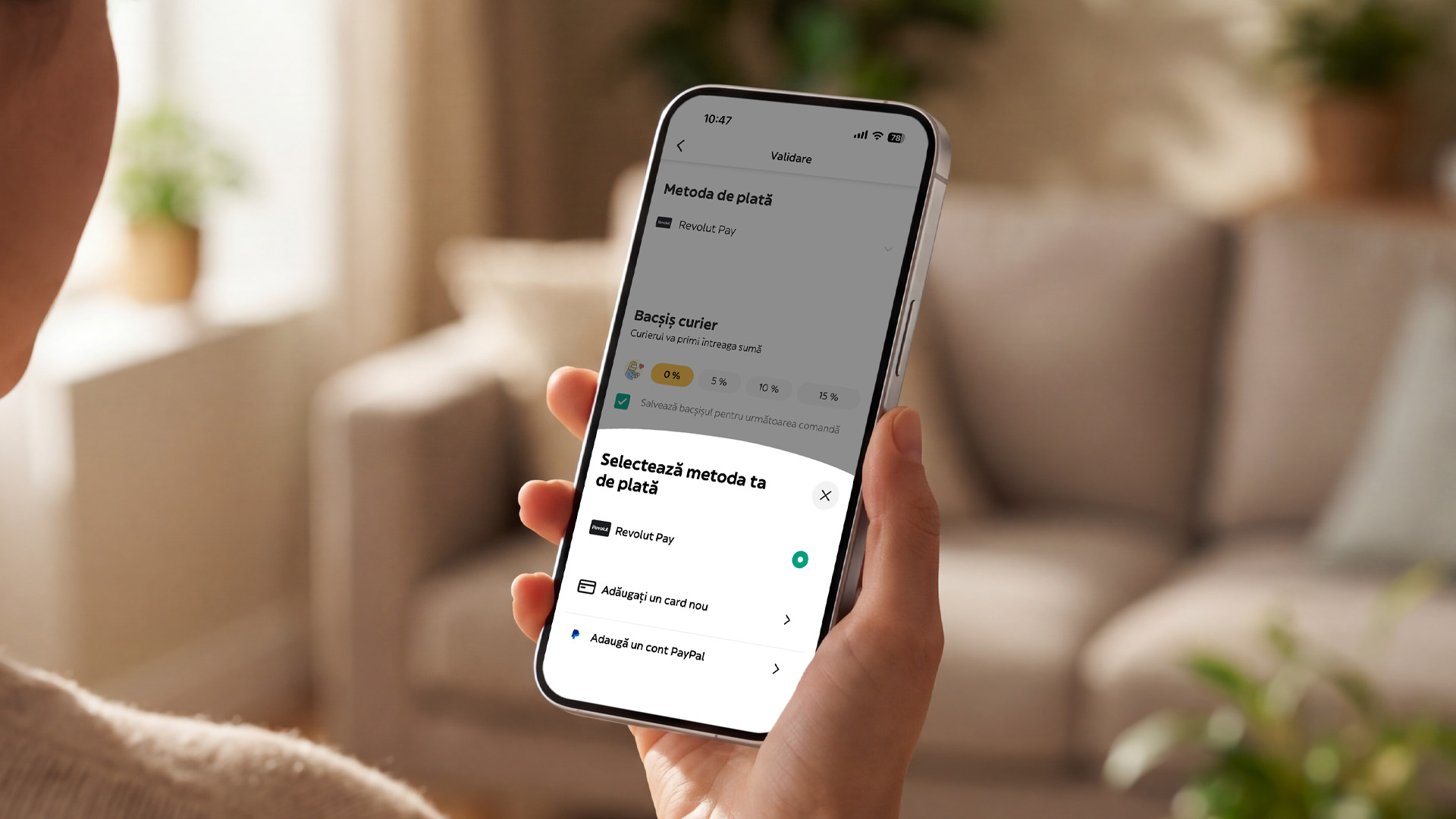 Glovo integrează Revolut Pay în România și în alte șase piețe europene: plăți cu un singur click pentru comenzile din aplicație