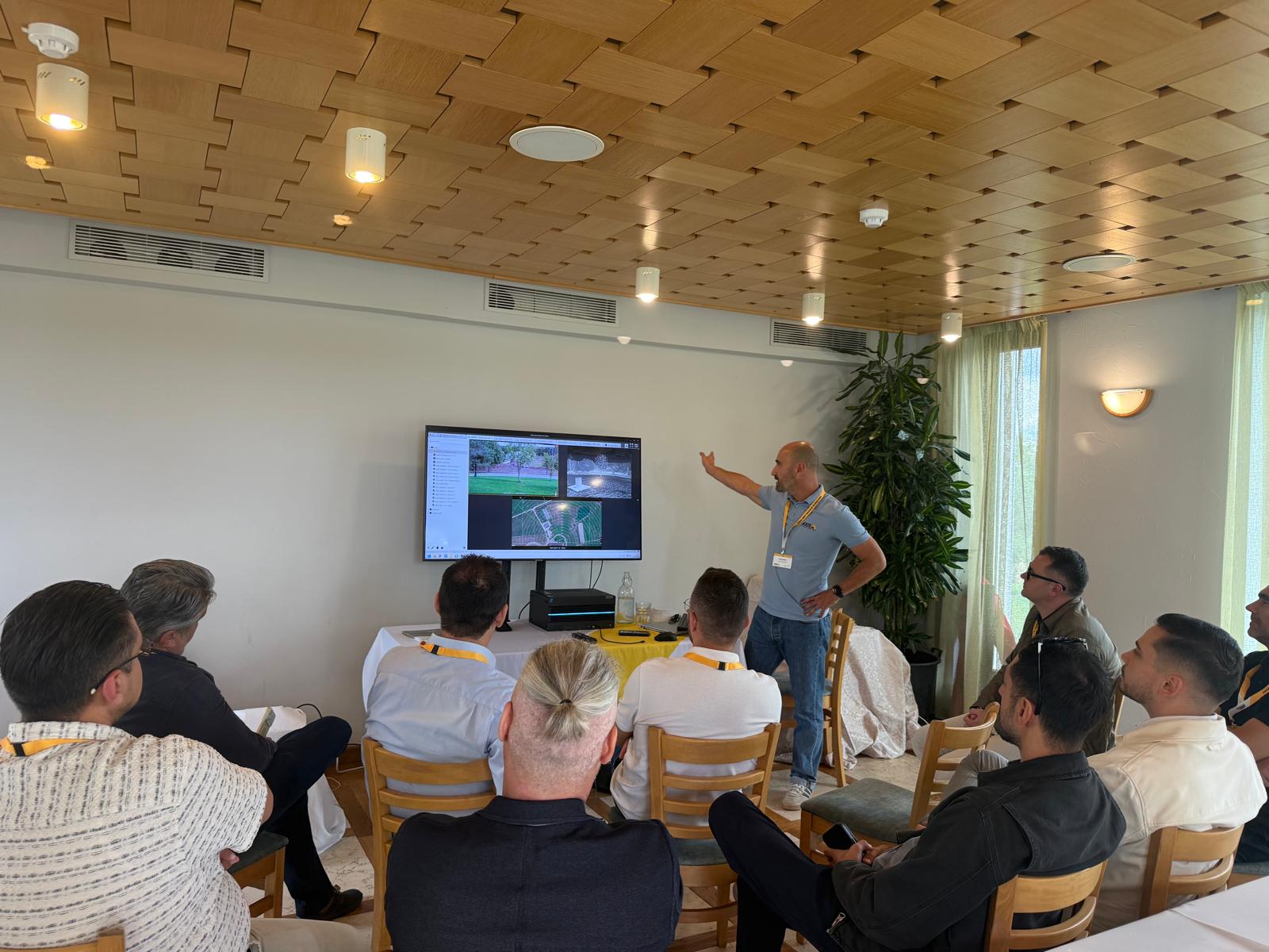 Axis_CasaVlasiaBootcamp2026_07
